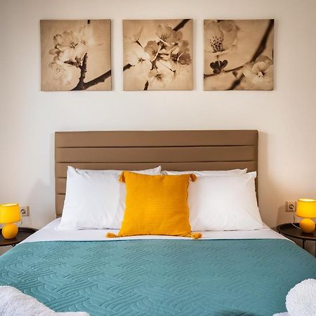 Central Apt. With Parking - 3 Min From Old Port Chania  Buitenkant foto
