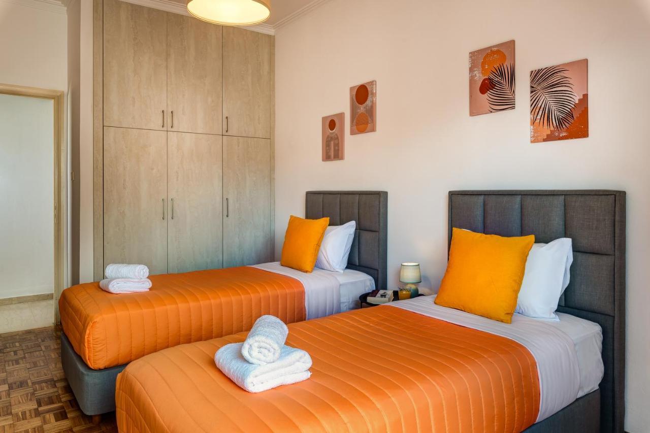 Central Apt. With Parking - 3 Min From Old Port Chania  Buitenkant foto